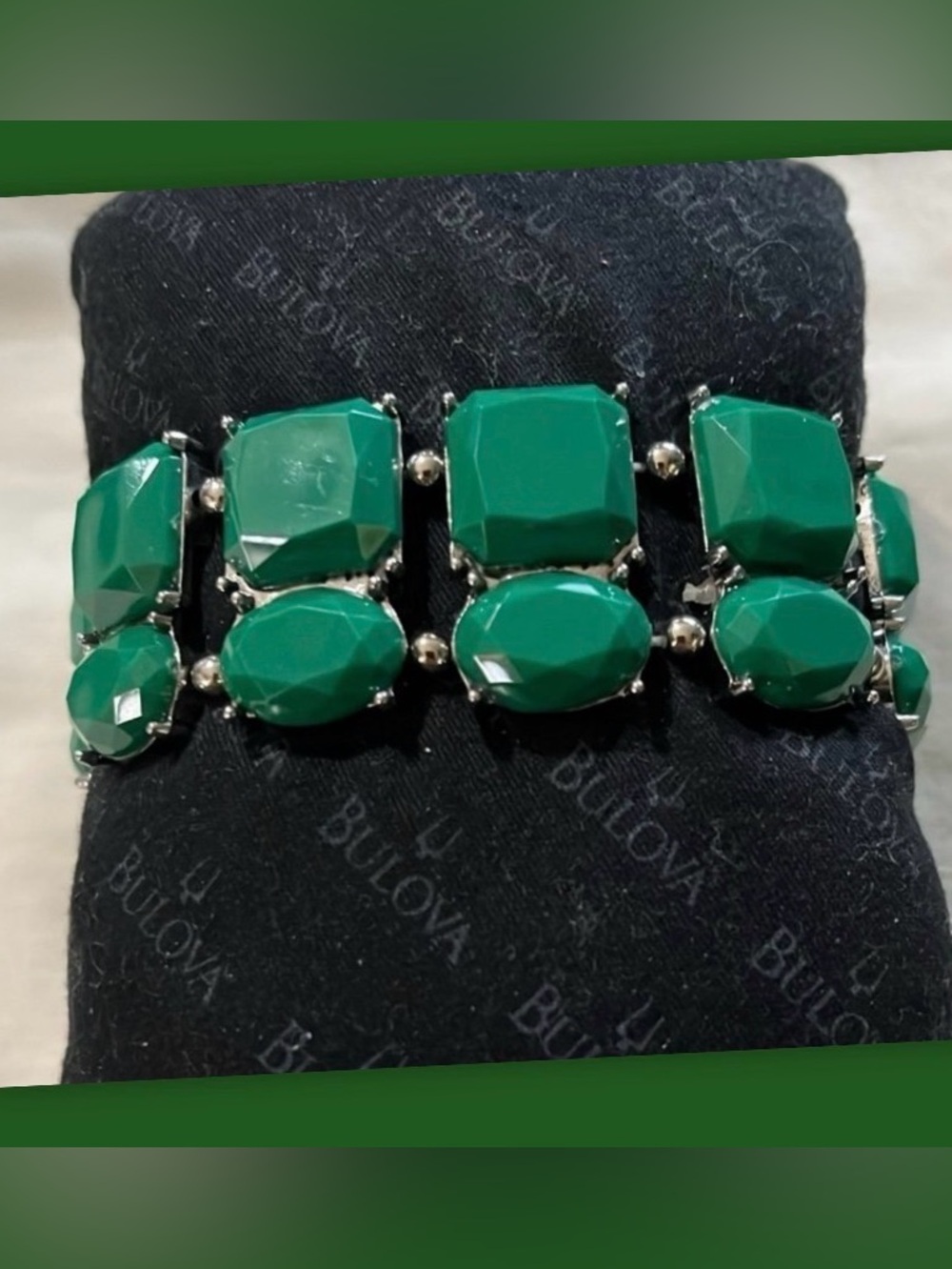 Paparazzi Emerald Green Faceted Stone Bracelet with Silver Accents